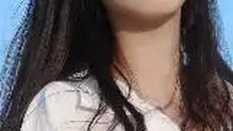 近期网剧当红小生遭“榜一女粉”指控“诈骗婚外情”，艺人亲自回应澄清