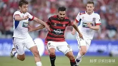 张伟丽荣获女子草量级金腰带冠军二次