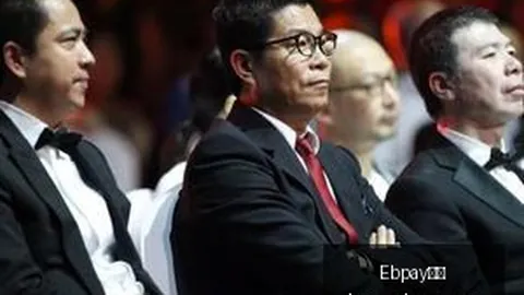 2026年旗舰手机便捷支付：小米18 折叠屏亮相，红色版惊艳，搭载3芯片首售攻略